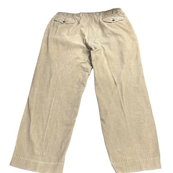 L.L. BEAN Men’s Pleated Front Wide Wale Corduroy Pants  38 - Picture 2 of 8